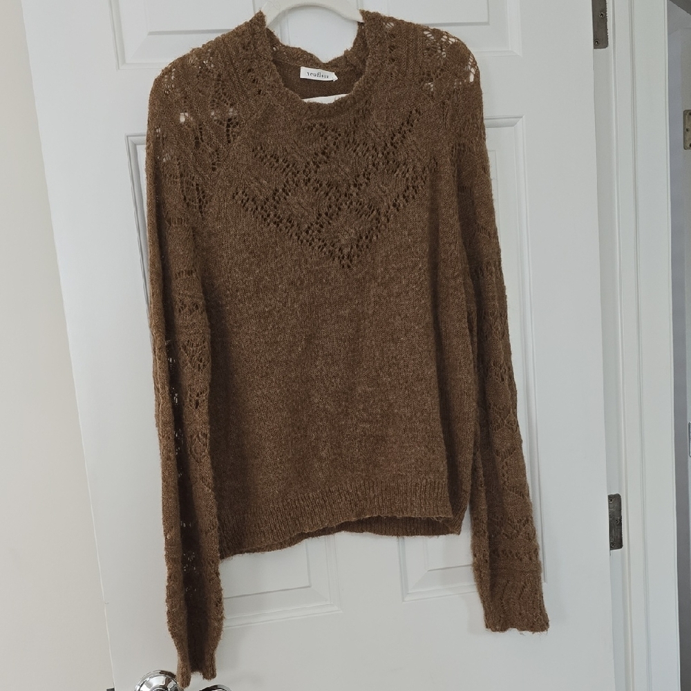 Neuflora: Brown Georgia Sweater